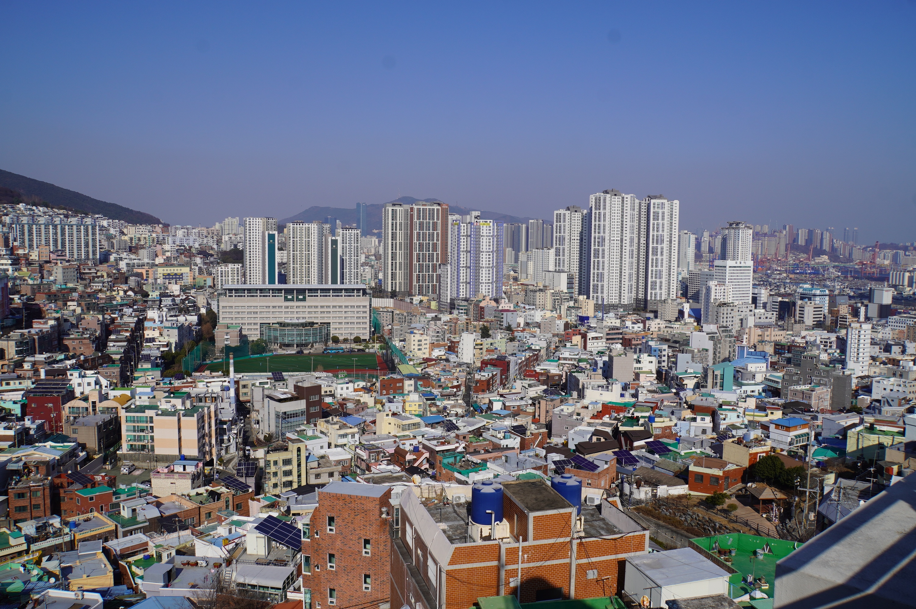 Ausblick auf weiteren Stadtteil