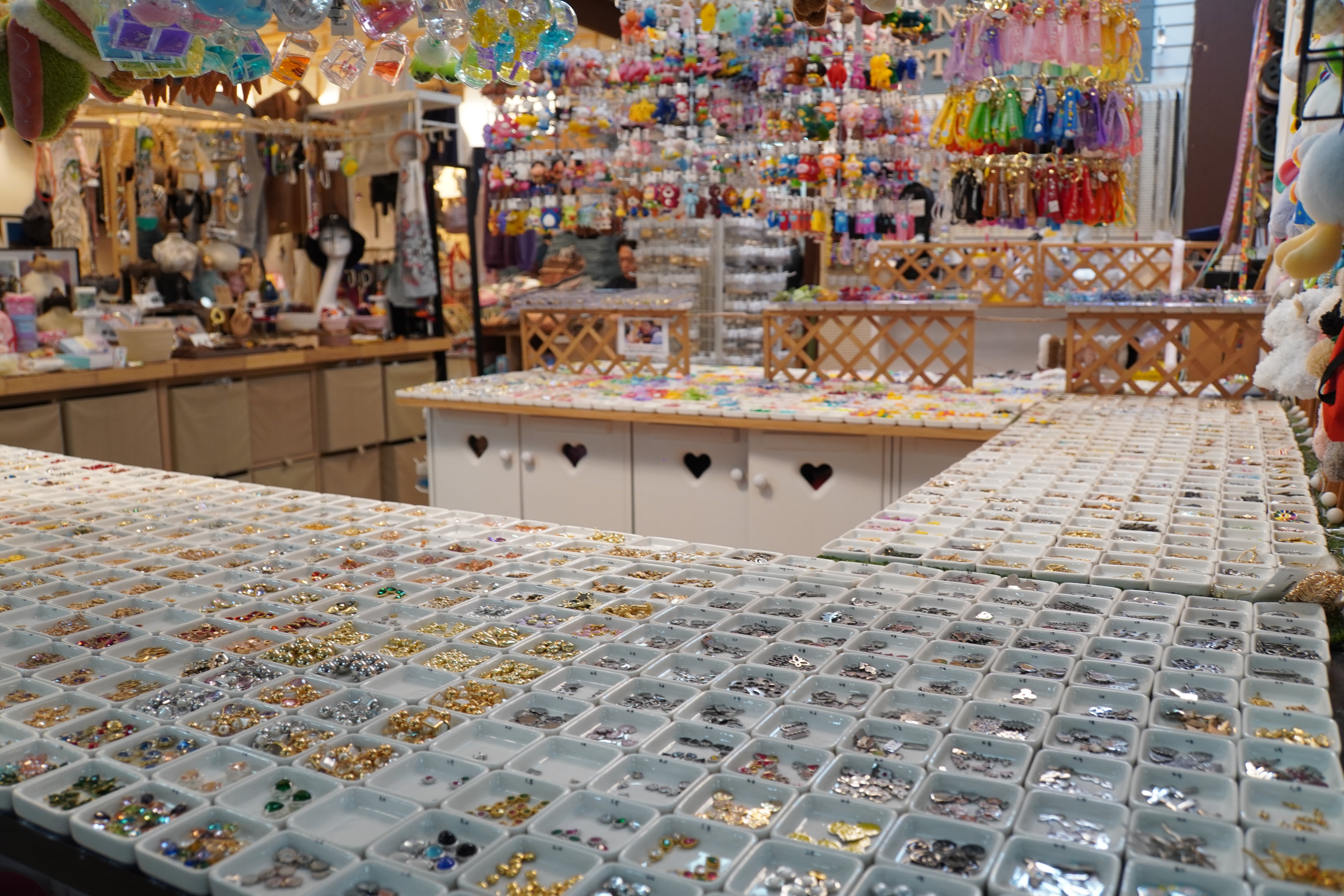 sehr sehr viele Anhänger