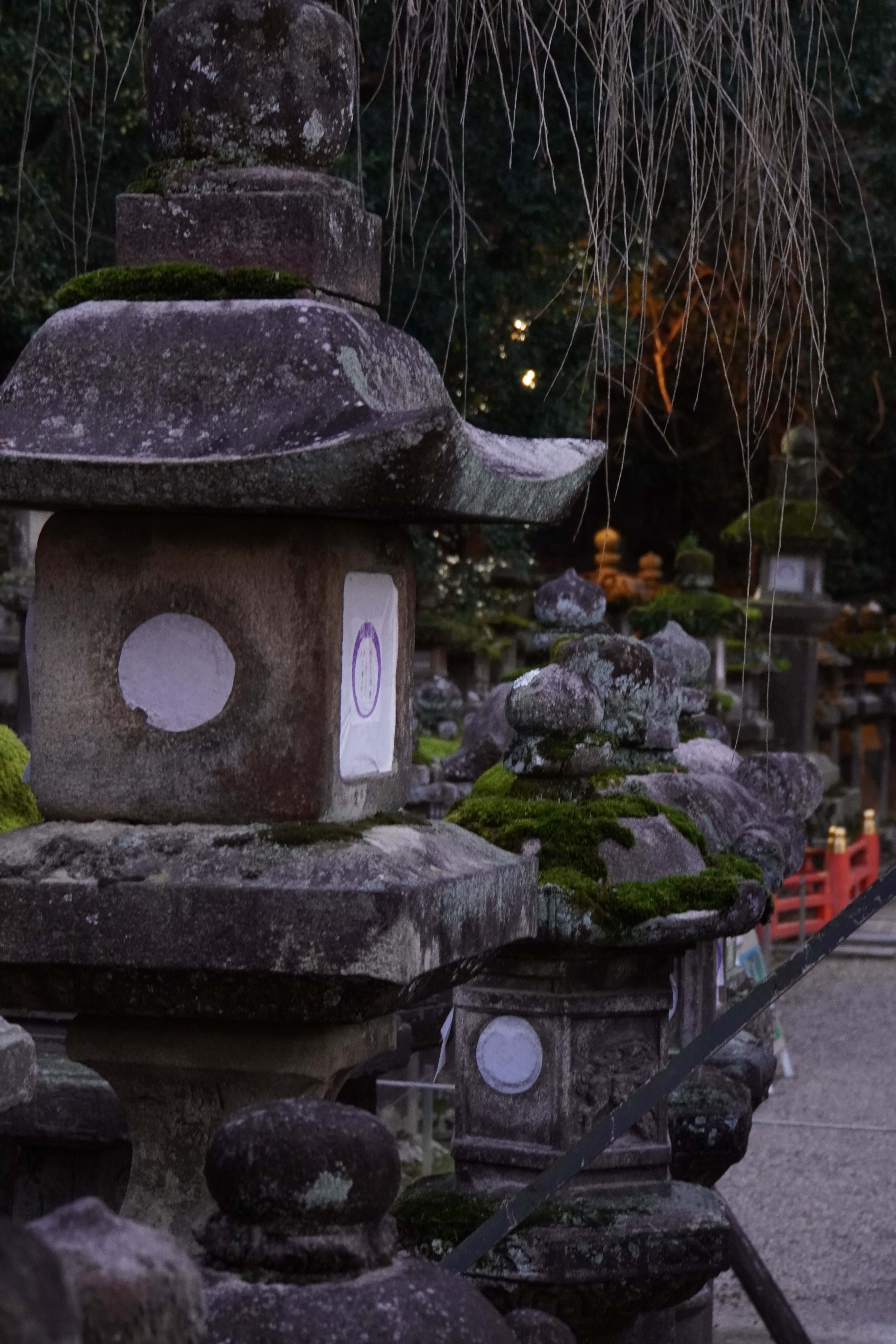 Weg auf Tempelgelände 2