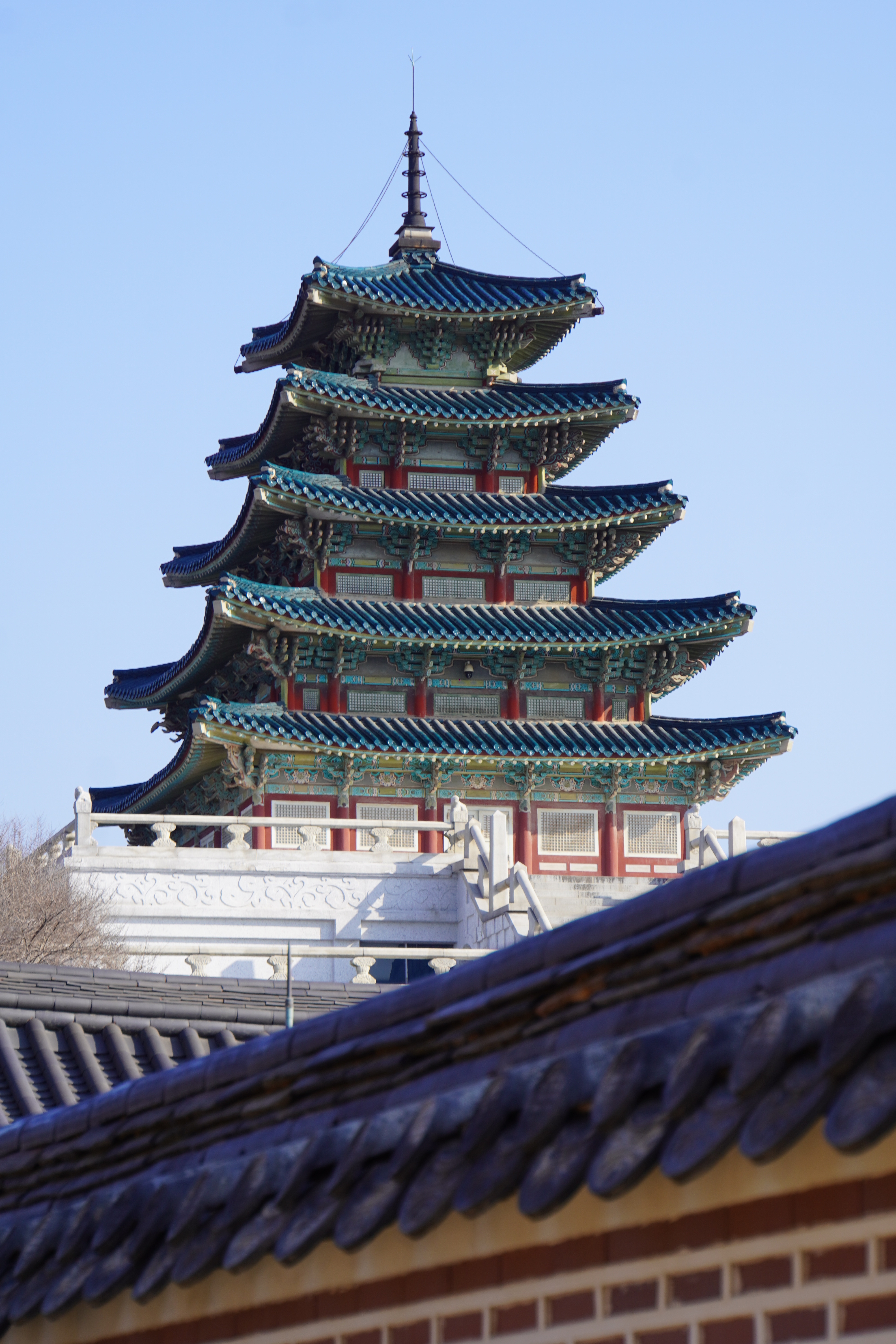 Turm neben dem Palast