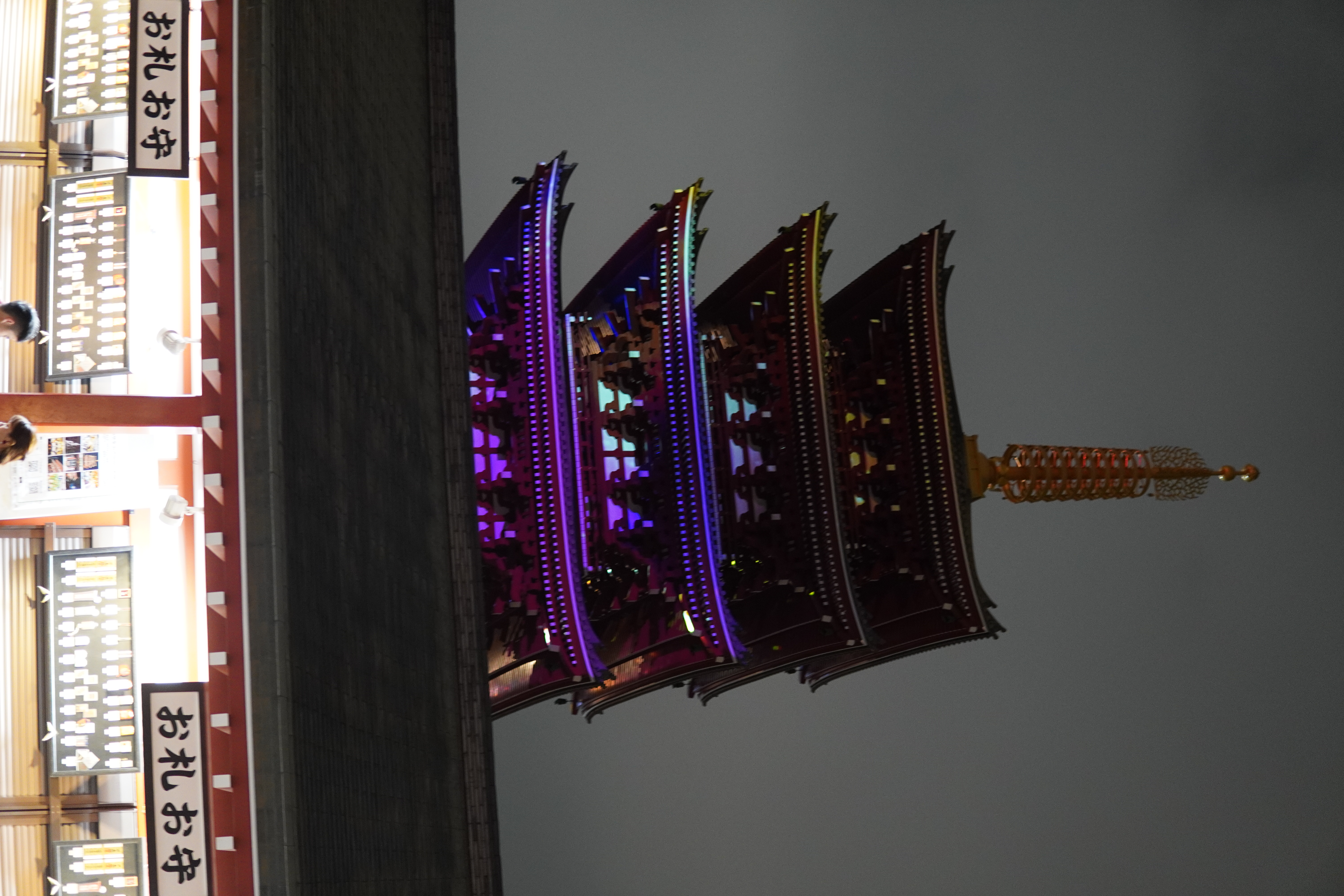 beleuchteter Tempel 2